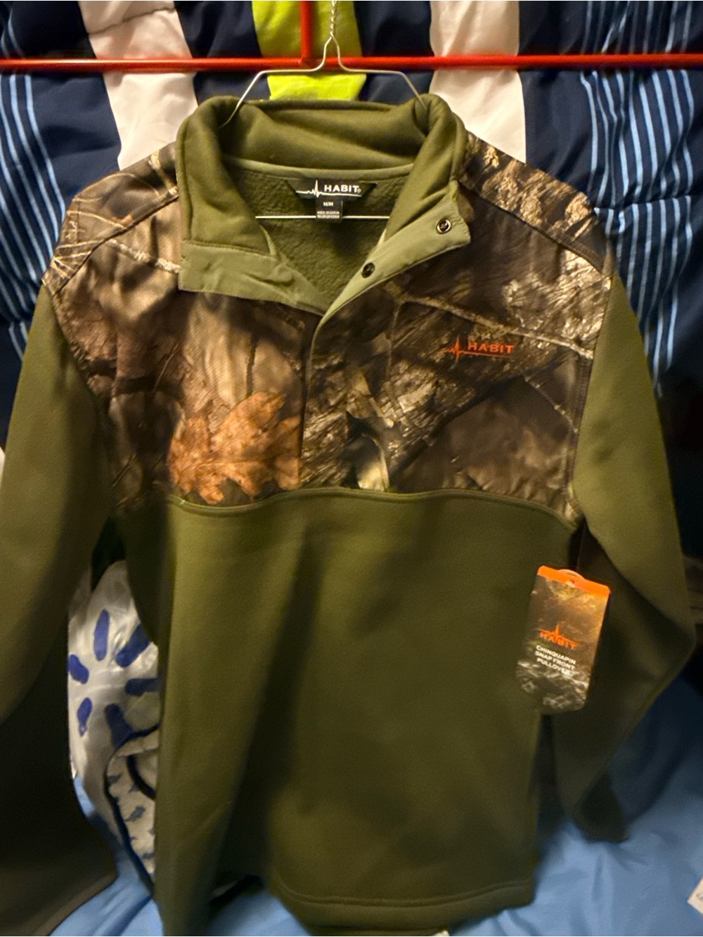 NWT! Men’s Olive Green Camo Pullover Top